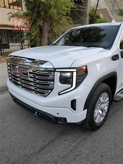 GMC Sierra